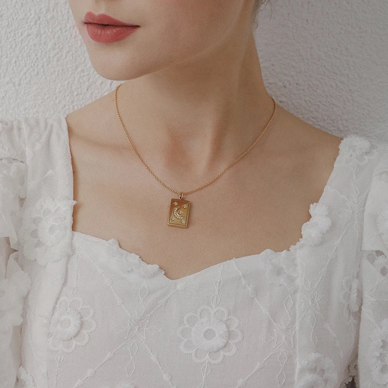Vintage Zircon Pendant Necklace Women
