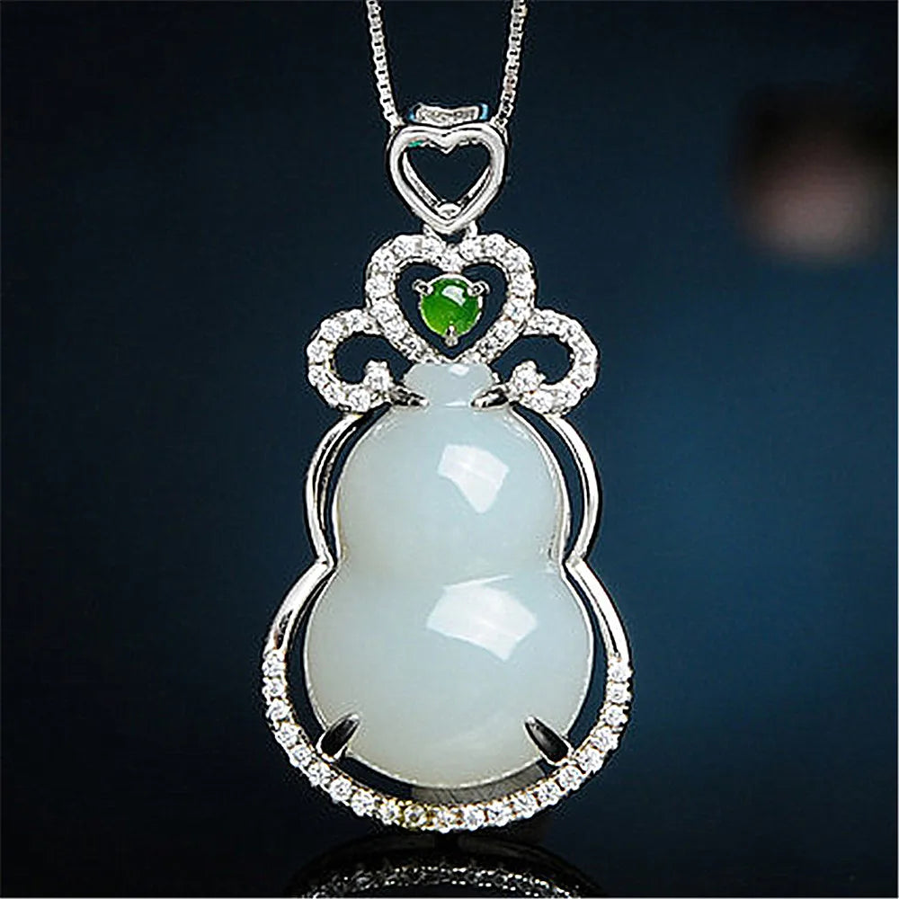 Vintage Gourd Jade Zircon Diamond Pendant Necklace for Women