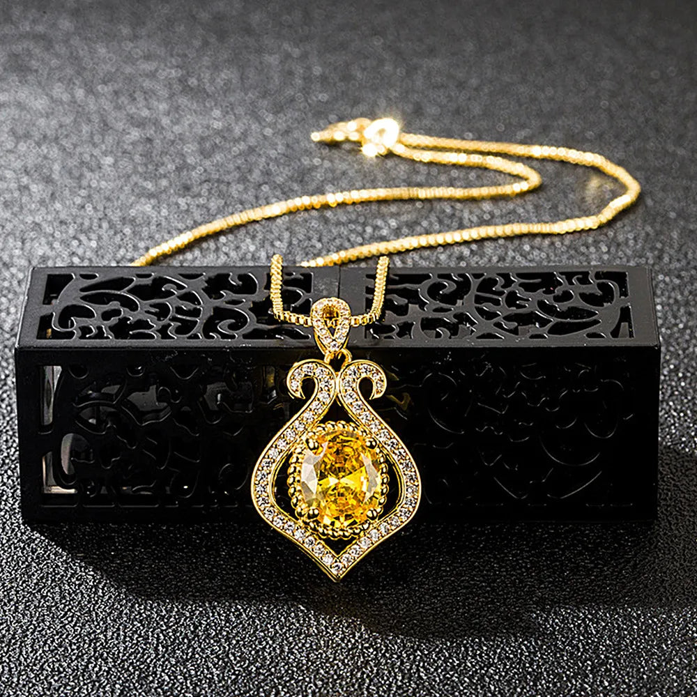 Vintage Crystal Citrine Gemstones Pendant Necklace 18k Choker Jewelry