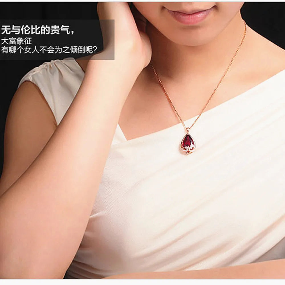 Vintage Red Crystal Ruby Gemstone Diamond Pendant Necklace Choker
