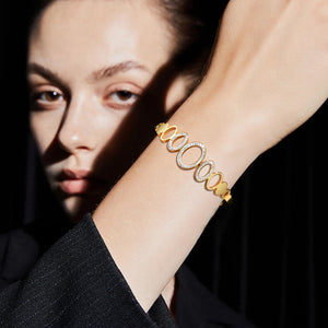 Stainless Steel Women Cuff Bracelet with Oval Round Charm