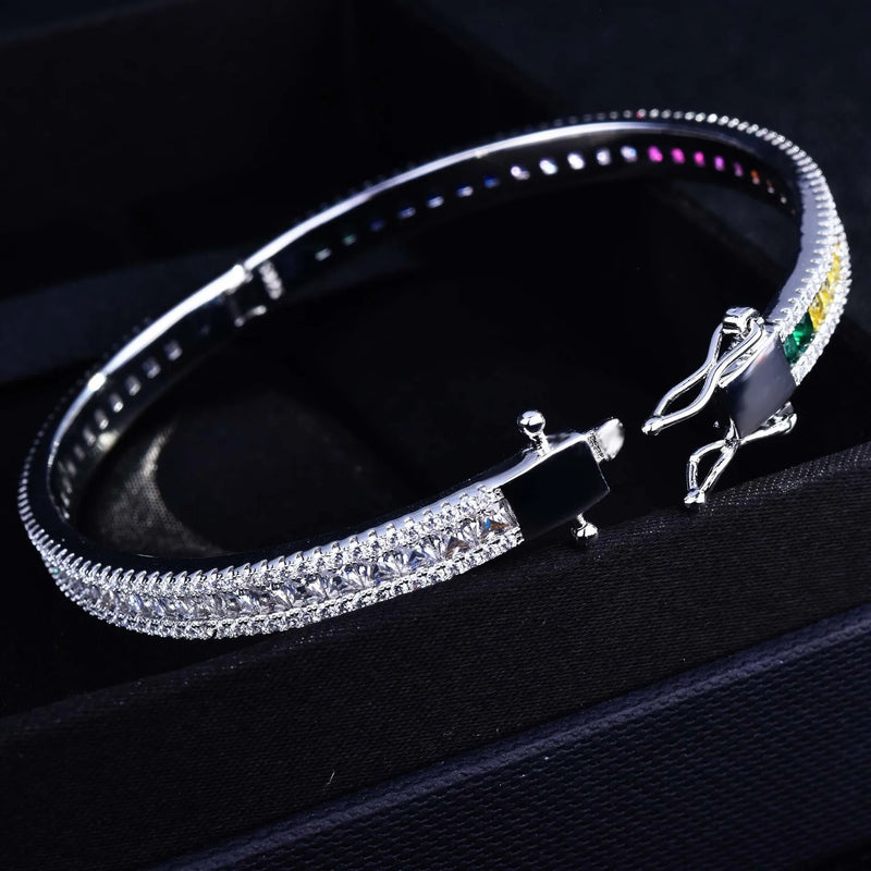 Zircon Women's Bracelet with High Carbon Diamonds