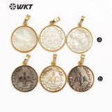 Pearl Shell Pendant with Bird Pattern Carved Jewelry