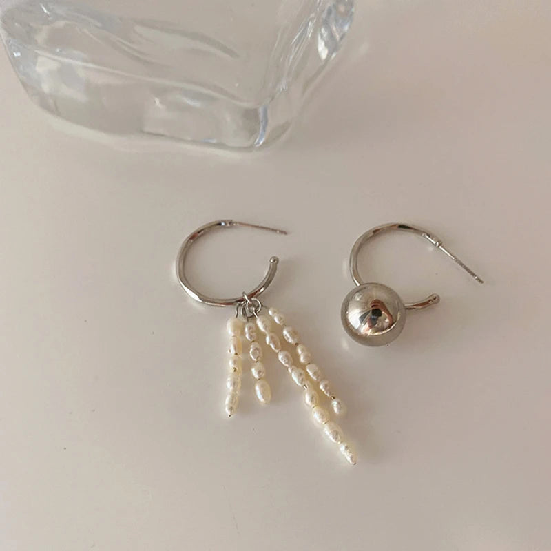 Metal Ball Pearl Hoop Earrings Vintage Asymmetric Charms