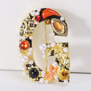 Classic Pearl Letter G Brooch for Women