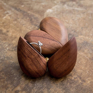 Walnut Wood Ring Box Heart Shaped Vintage Magnetic Buckle