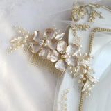 Bridal Hair Comb Flower Pearls Hair Accessory
