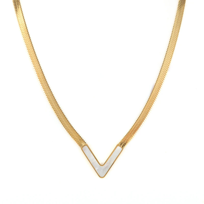 Green V Shape Pendant Necklace Smooth Snake Chain Necklace For Women