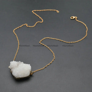 Druzy Quartz Oval Stone Pendant Necklace
