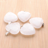 10Pcs Natural Stone Crystal Heart Pendants Reiki Chakra Healing 25mm