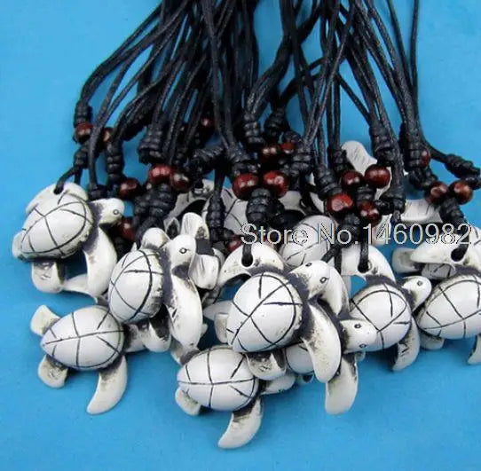 12pcs Hawaiian Turtles Pendant Wood Beads Surfing Necklace YN300