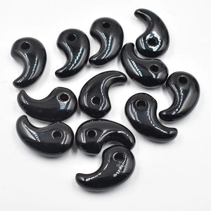 12pcs Natural Stone Agates Magatama Charm Pendants