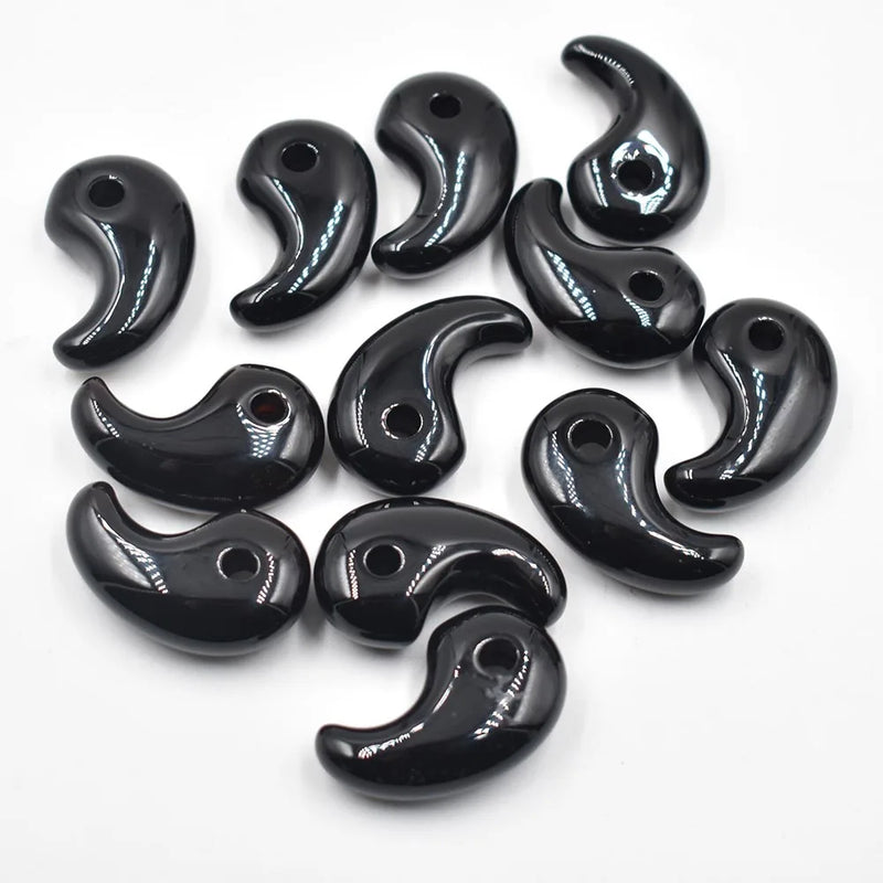 12pcs Natural Stone Agates Magatama Charm Pendants