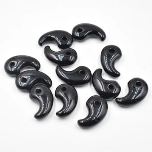 12pcs Natural Stone Agates Magatama Charm Pendants