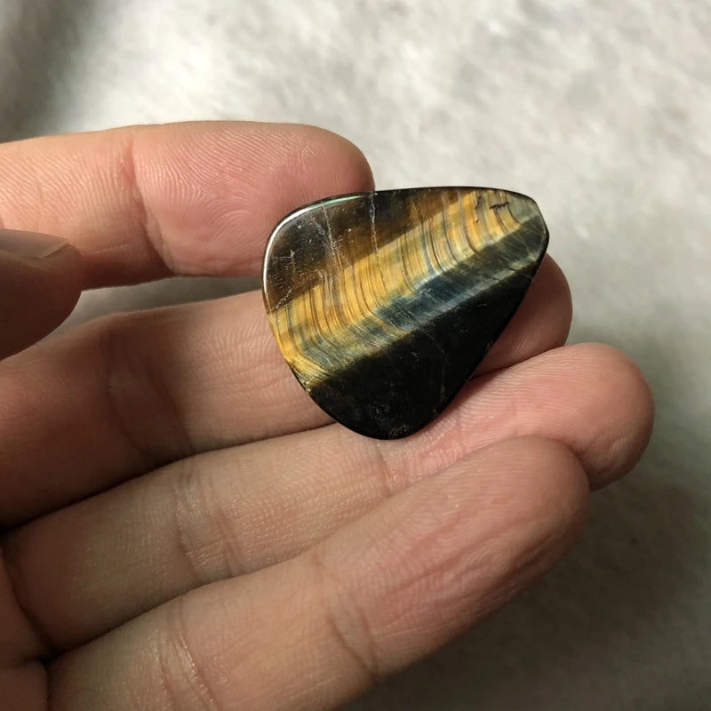 Tiger Eye Stone Guitar Pick, Crystal Bead Fighter Guitar Pick