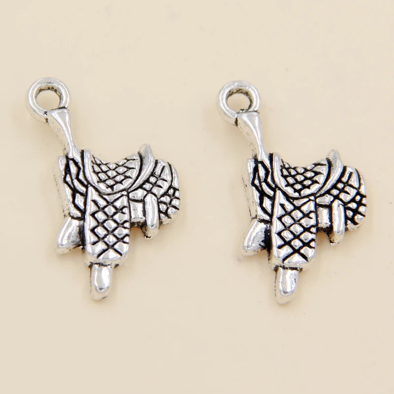 25pcs Tibetan Silver Saddle Charms Pendants 12x22mm