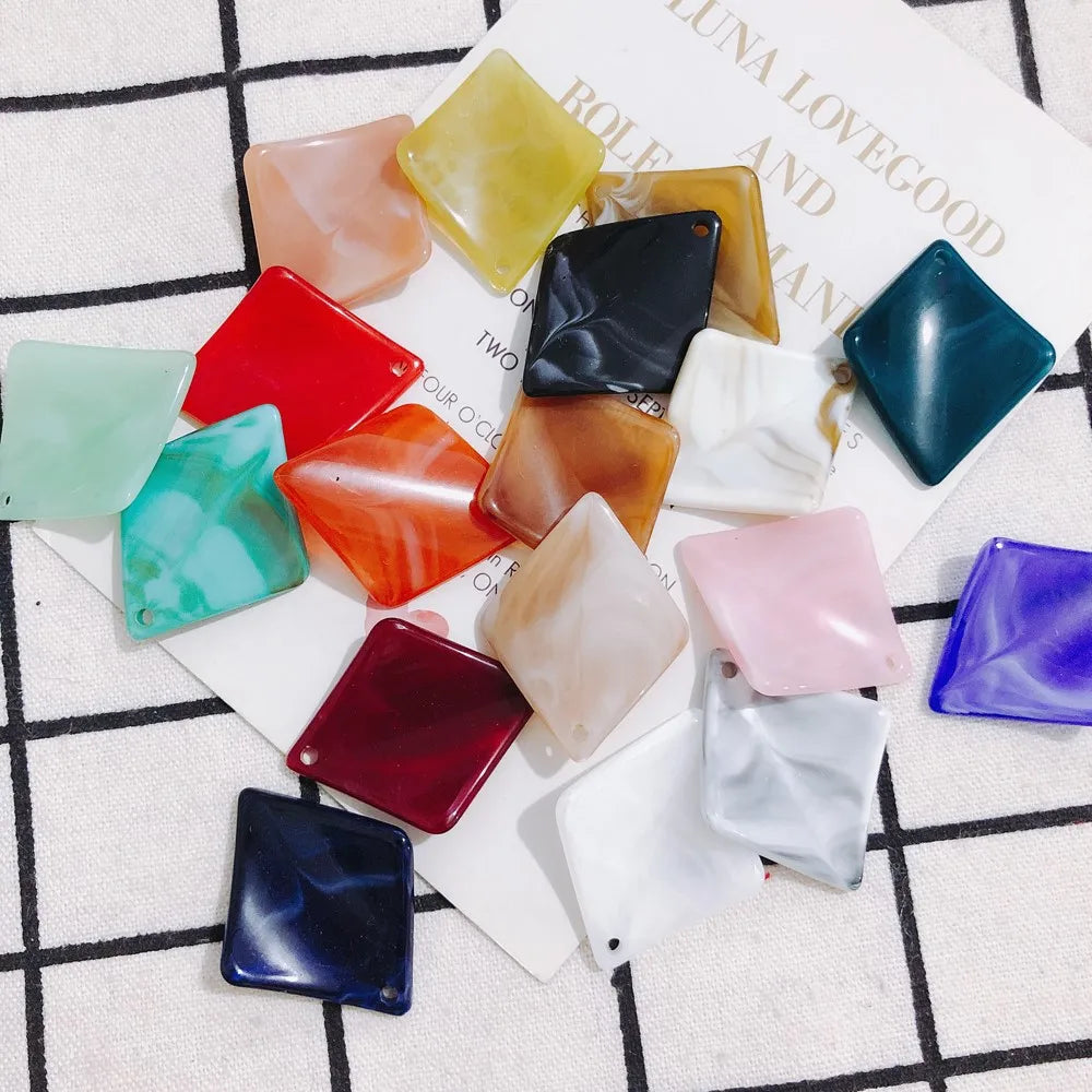 60pcs Vintage Acrylic Resin Jewelry Charms Earring Pendants