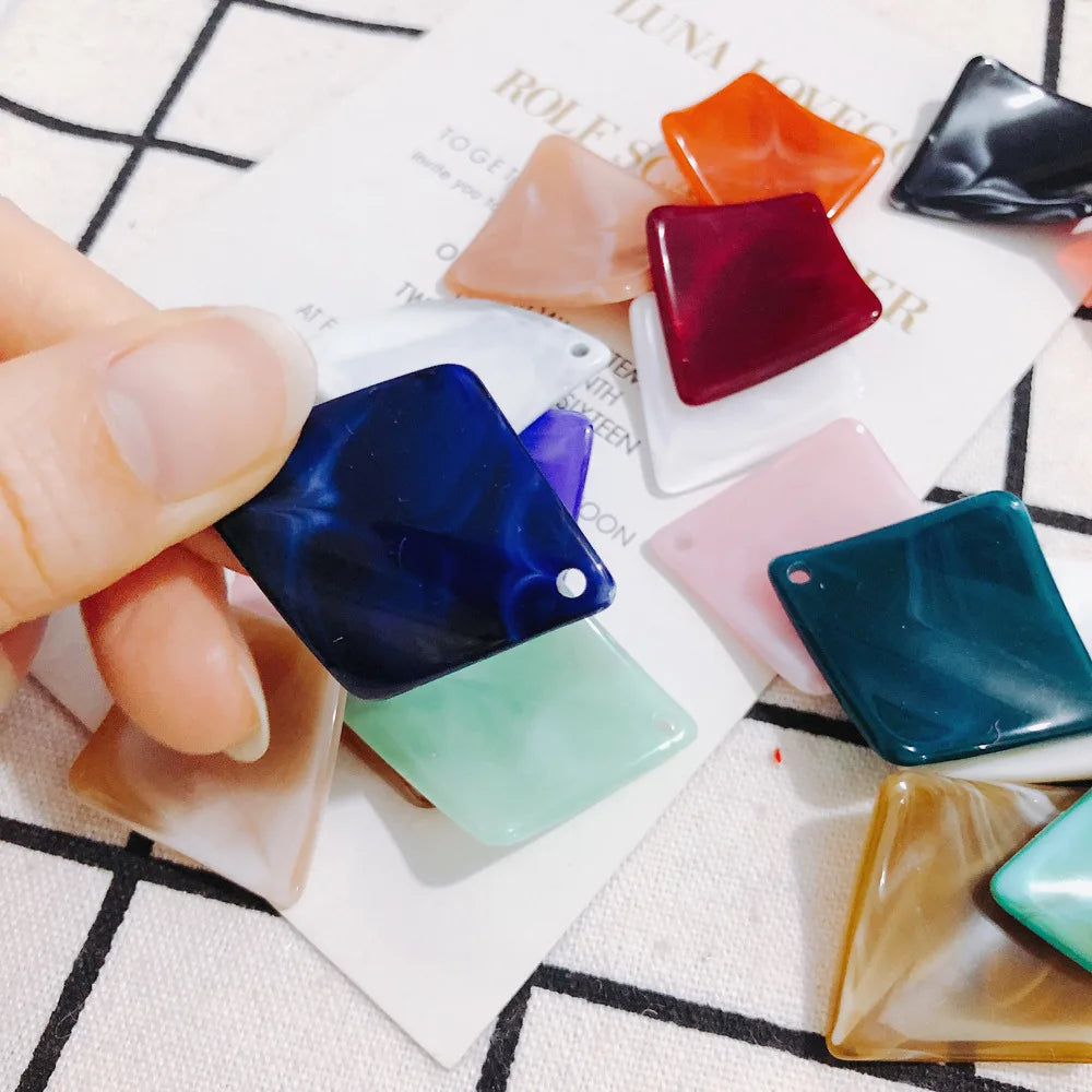 60pcs Vintage Acrylic Resin Jewelry Charms Earring Pendants