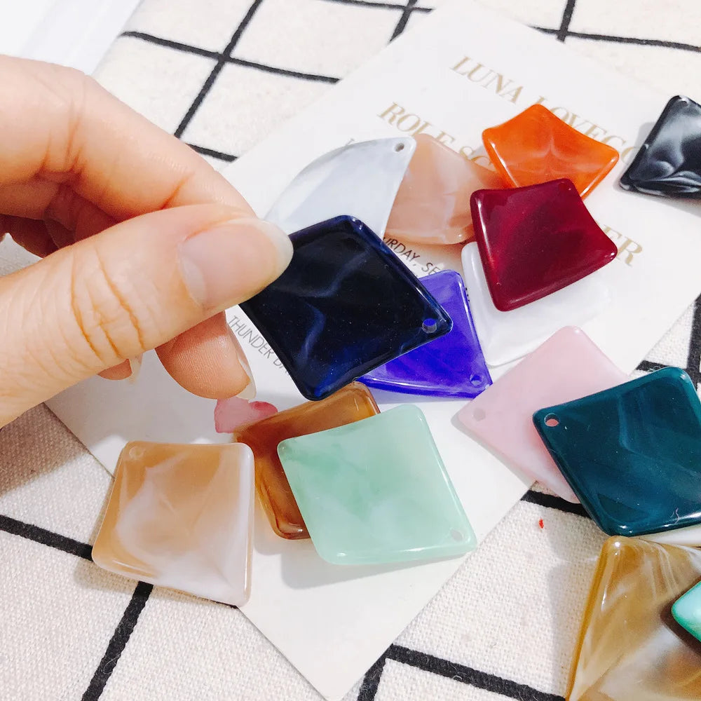 60pcs Vintage Acrylic Resin Jewelry Charms Earring Pendants