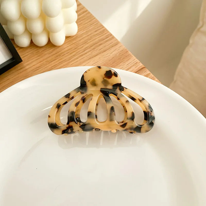 Geometric Hollow Hair Clip Claw Acetic Acid Shark Clip