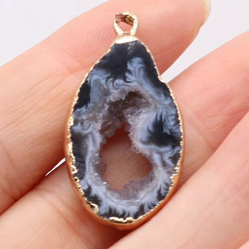 Agate Gilt Edge Irregular Pendant Necklace Earrings