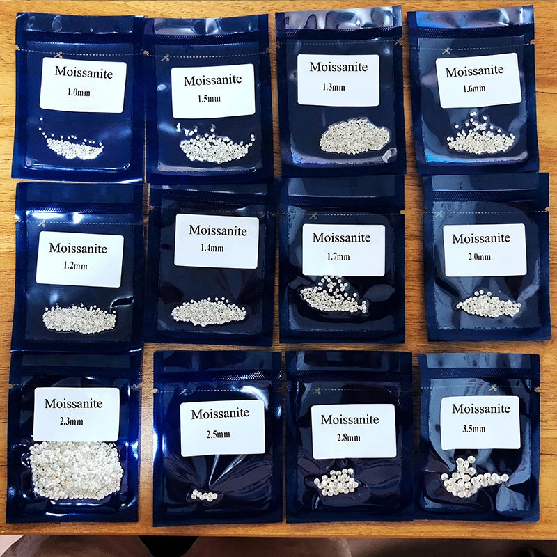 0.8-3.0mm D Round Cut Lab Grown Moissanite Small Size