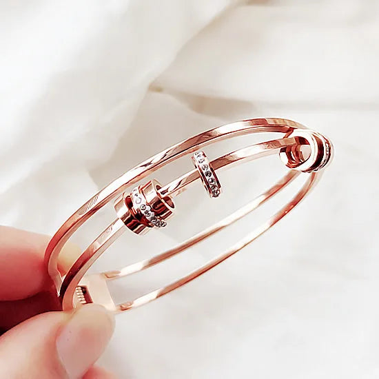 Crystal Pendant Choker Bracelet for Women