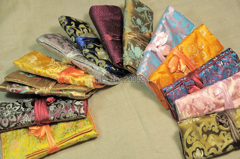 Chinese Wind Silk Brocade Travel Roll Bag Embroidery Jewelry Bag
