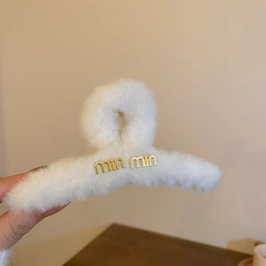 Winter Personalized Letter Plush Barrettes Updo Hair Claw Catch Hair Accessories