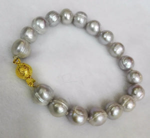 10mm Bright Gray Freshwater Pearl Bracelet with Clasp