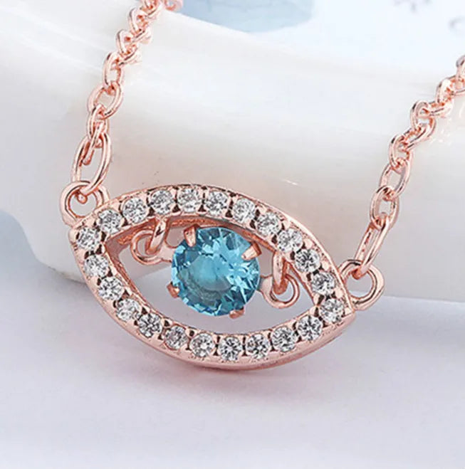 Lucky Guard Necklace Female Beating Heart Pendant Devil Eye Collarbone Chain