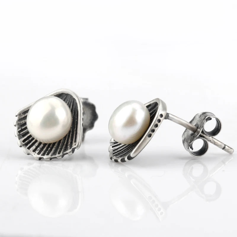 Shell Shape Mother of Pearl 925 Sterling Silver Stud Earrings