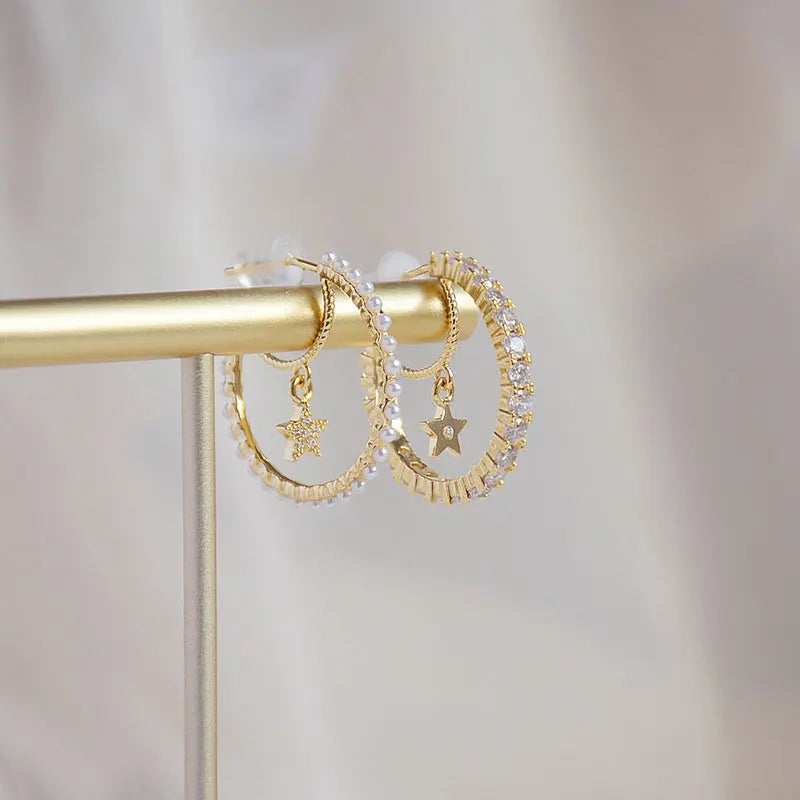 Pearl Pentagram Micro Inlaid Zircon Asymmetric Earring