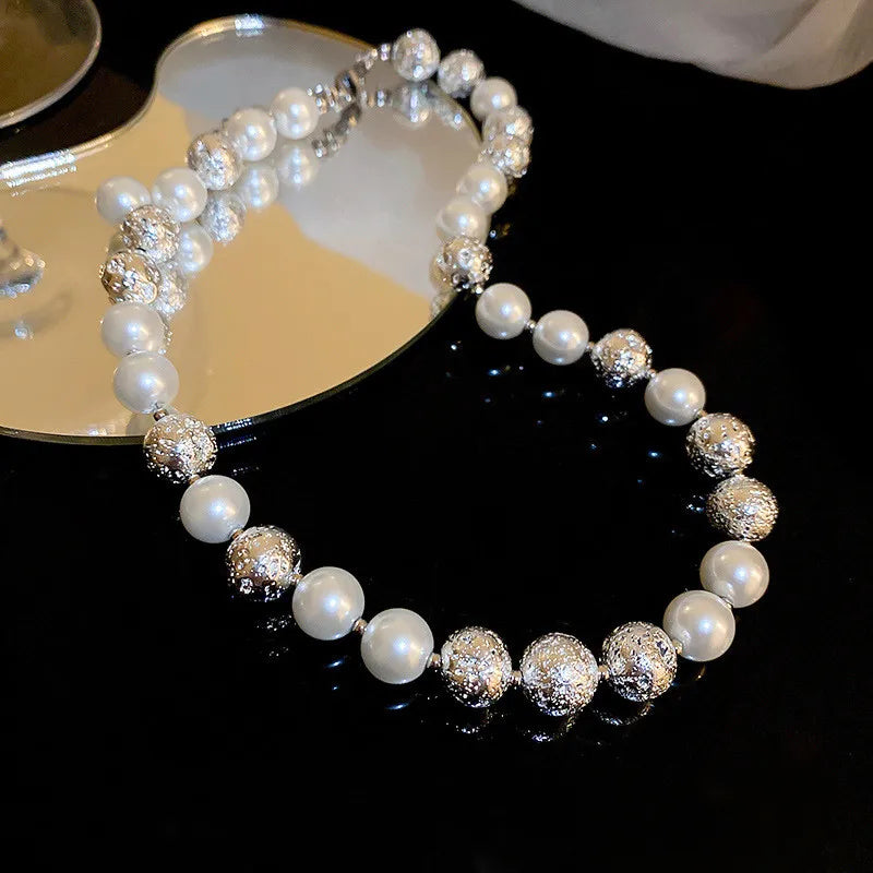 Women Pearl Necklace Advanced Sense Versatile Beaded Pendant Necklace