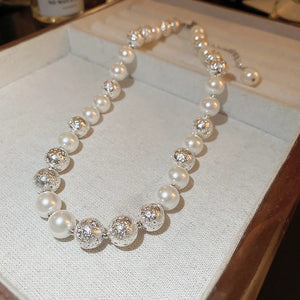 Women Pearl Necklace Advanced Sense Versatile Beaded Pendant Necklace