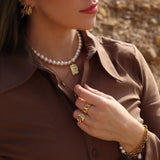 Minimalist Stainless Steel Nameplate Pendant Necklace with Pearl Initials Choker