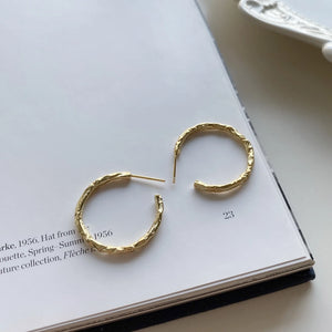 Golden 925 Sterling Silver Hoop Earrings Semi Round Circles Post Party Jewelry