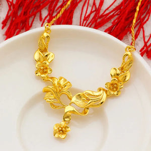 Women's Sand Rose Pendant Necklace in Gold-Plated Gift Jewelry