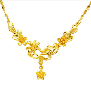 Women's Sand Rose Pendant Necklace in Gold-Plated Gift Jewelry