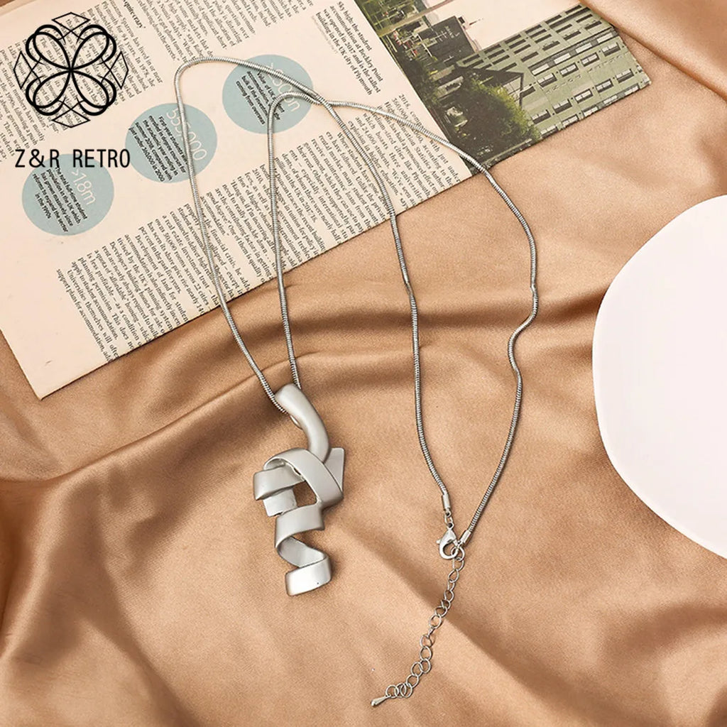 Geometric Silver Suspension Collares Necklace with Pendants