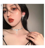 Women's Love Light Niche Necklace Wind Temperament Decoration Chain Necklace