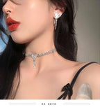 Women's Love Light Niche Necklace Wind Temperament Decoration Chain Necklace