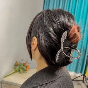 Metal Feather Hair Clip Geometric Shark Clip Party Headwear