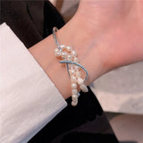 Women's Freshwater Pearls Hand Chain Bracelet Vintage Jewelry