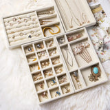 Wood Smooth Pendant Display Box for Women