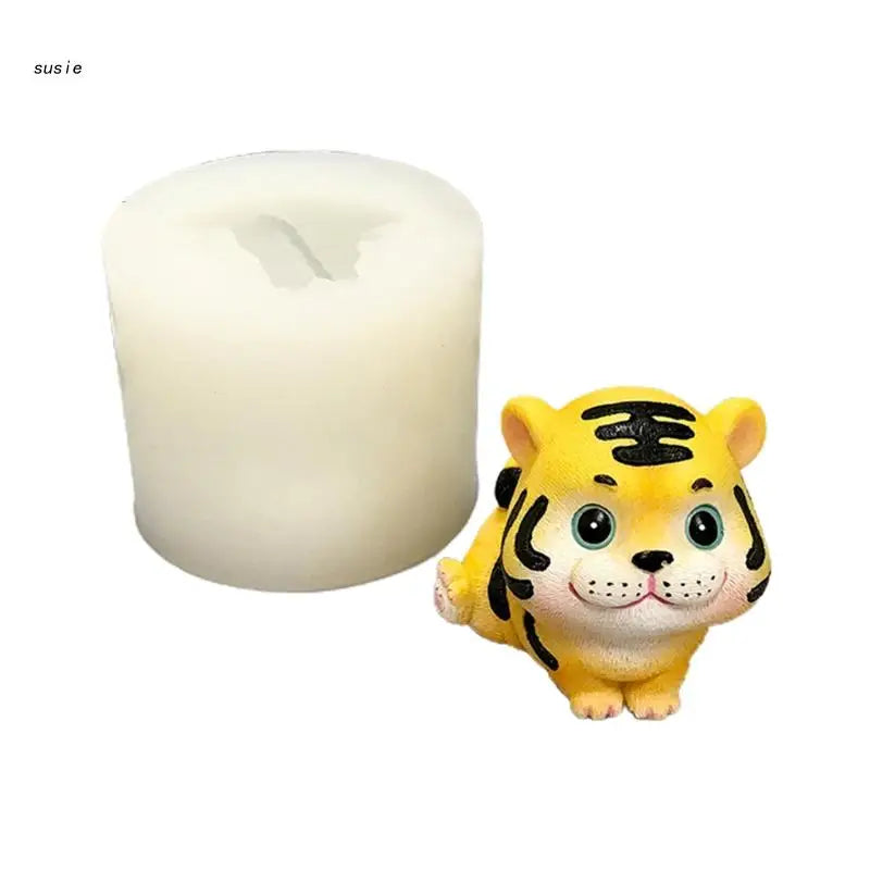 Tiger Ornaments Pendant Epoxy Resin Mold DIY Home Decorations