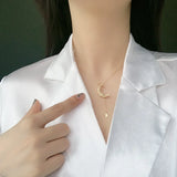Moon Pendant Golden Necklace For Women Temperament Crescent Clavicle Chain
