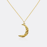 Moon Pendant Golden Necklace For Women Temperament Crescent Clavicle Chain