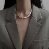 Baroque Pearls Pendant Necklace Women Retro Style Short Jewelry