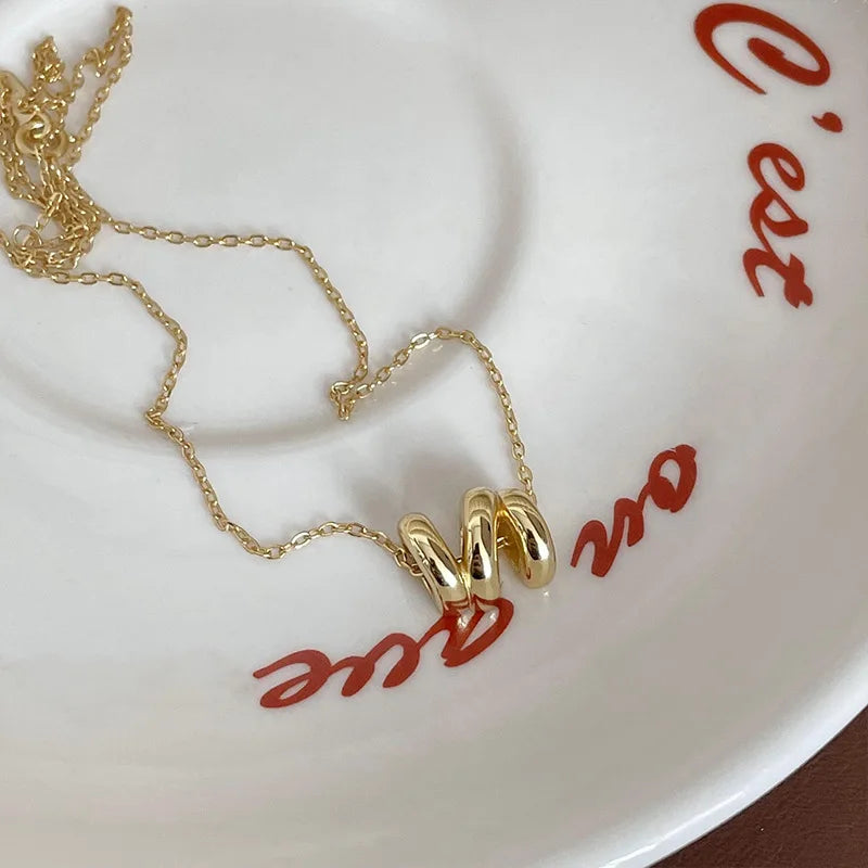 Ripple Necklace For Women Girl Sexy Clavicle Choker Jewelry